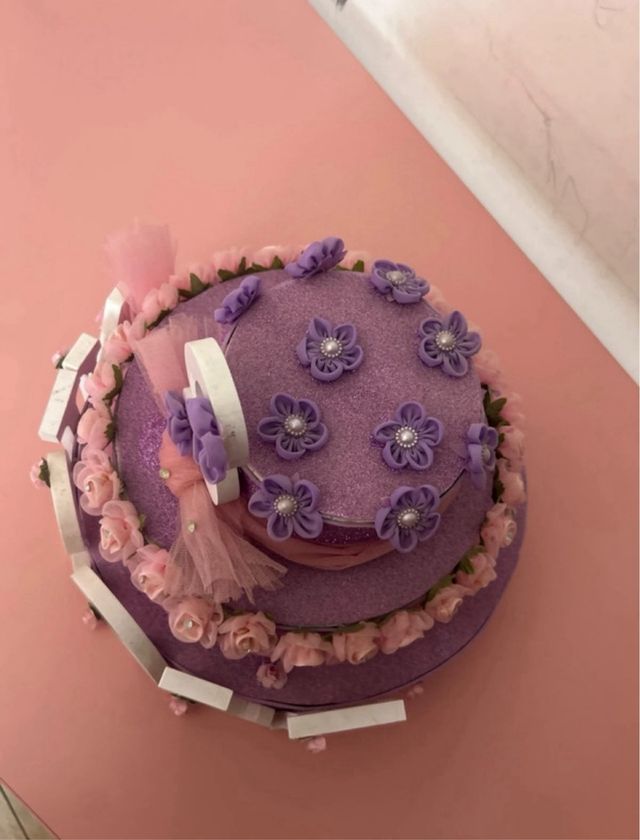 torta di compleanno in polistirolo