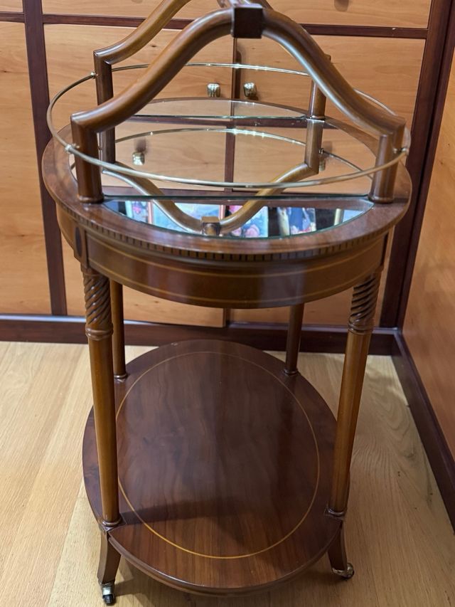 Carrito bebidas y copas madera