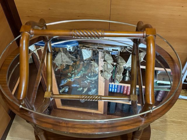 Carrito bebidas y copas madera