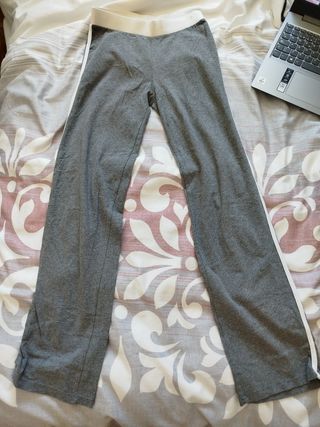 Leggin/chándal gris y blanco 