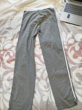 Leggin/chándal gris y blanco 