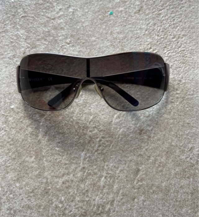 occhiali da sole lenti fume’ montatura  argento