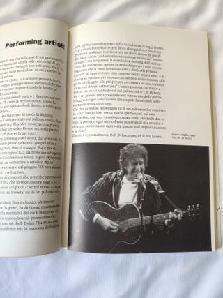 Bob Dylan stories from a never ending concert