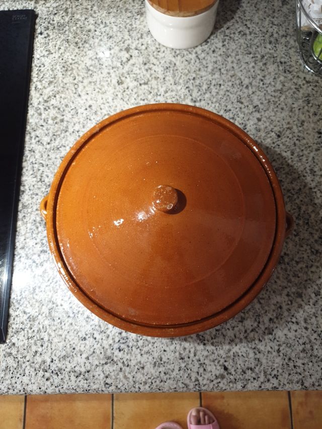 Olla de terrissa( fang)