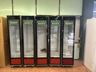 Nevera expositora de una puerta 