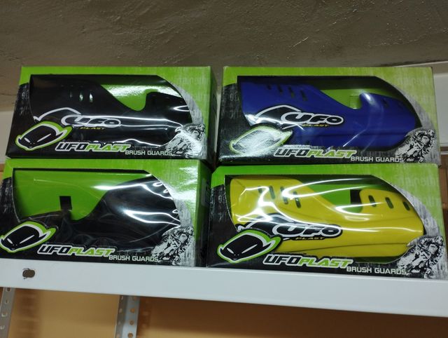 Paramanos abiertos UFO