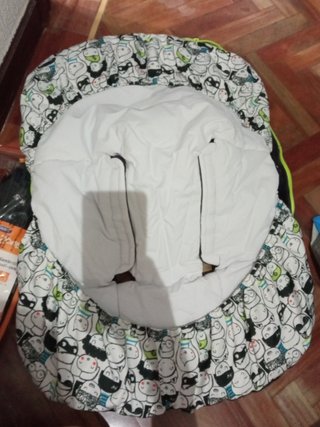 Saco de bebe de maxicosi de la marca Tuc-Tuc