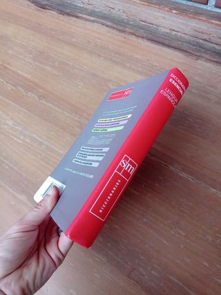 Diccionario esencial lengua española