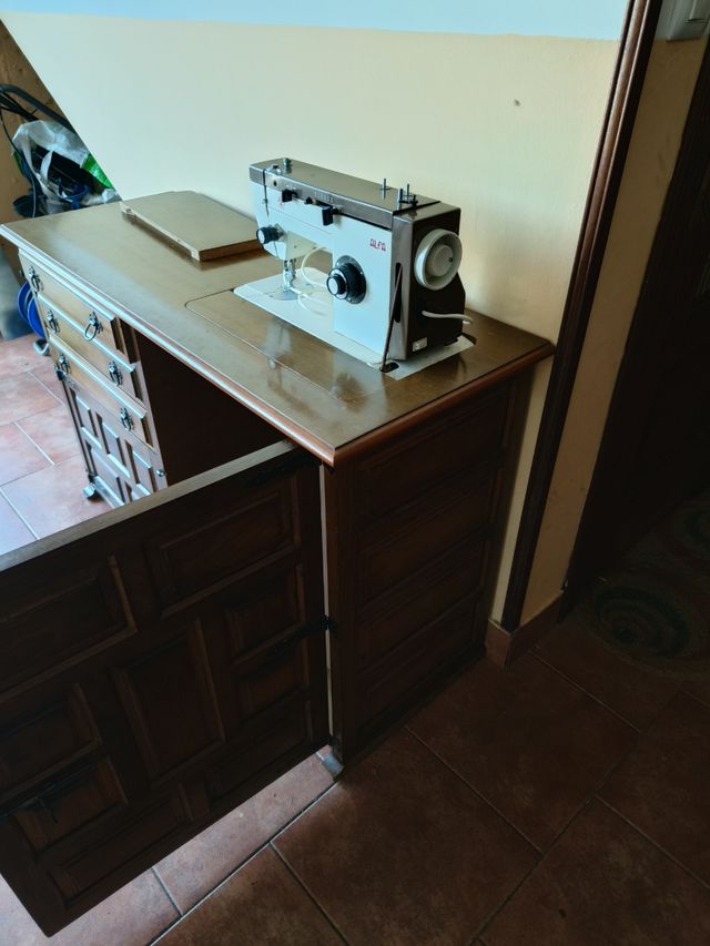 Recibidor o mueble rústico