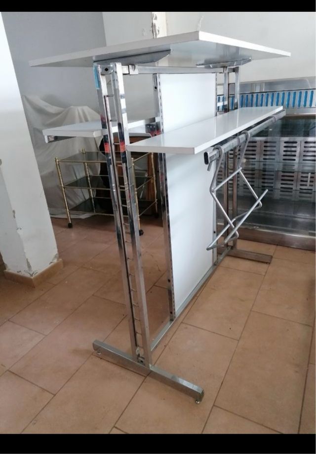 Mueble expositor acero y madera