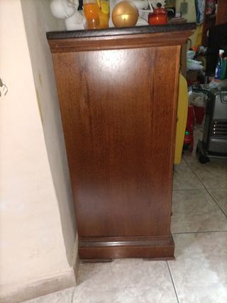 Mobile ingresso e specchio arte povera