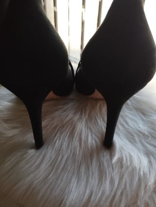 Zapatos de salón negros hannibal laguna 