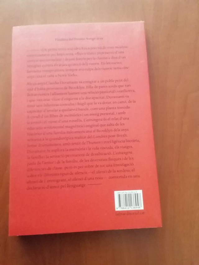 L'estrangera de Claudia Duranstanti