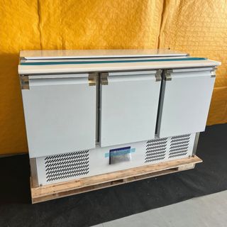 💥 💥 Mesa Ensaladera de 3 Puertas