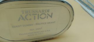 Insegne bottiglie Trussardi Action e Uom