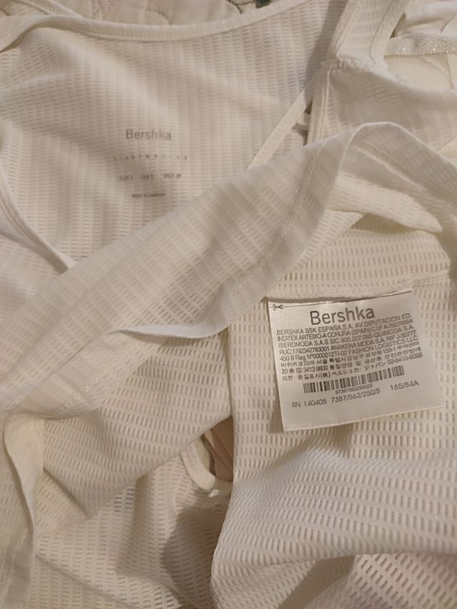 Camiseta blanca Bershka