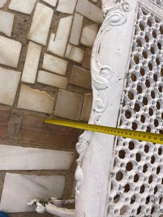 Banco de aluminio de 4 plazas