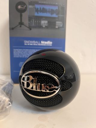 Blue Snowball Studio
