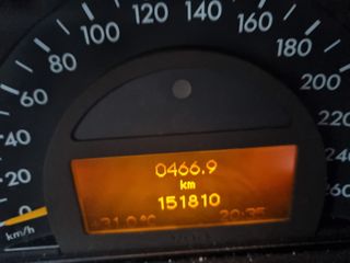 Mercedes-Benz Clase C 2004