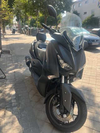 Yamaha Xmax 125