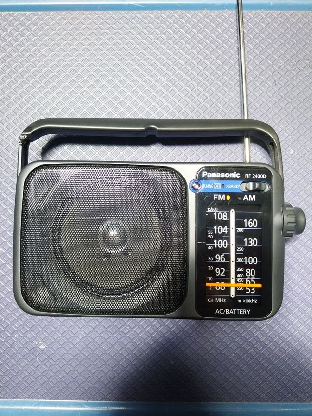 RADIO PANASONIC RF-2400DEG