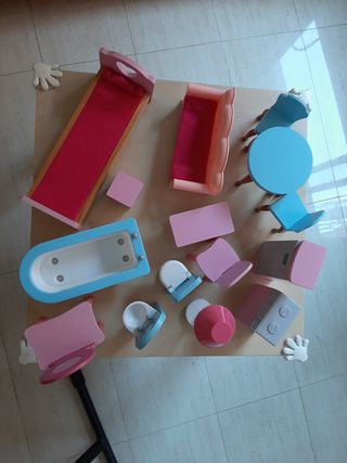 Casa muñecas de madera