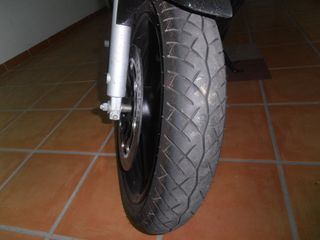 MOTO CARRETERA SUZUKI