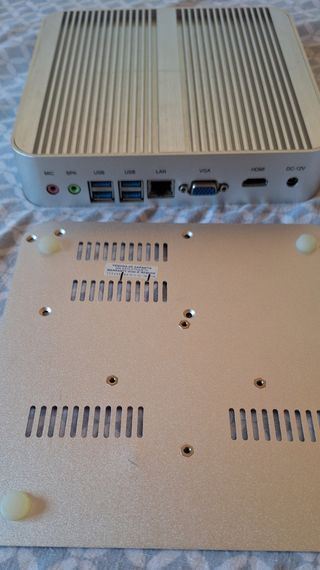 Mini pc Part Aker B11