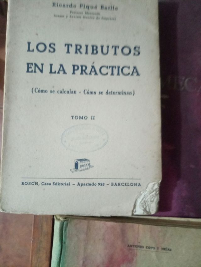Seis libros de contabilidad y Mecano