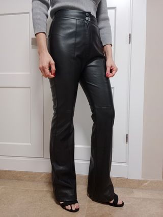 Pantalones mujer polipiel Sfera talla 36