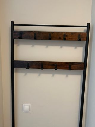 Perchero y zapatero recibidos