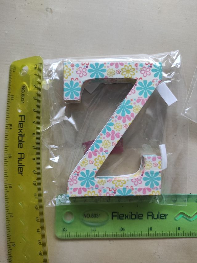 Letras Z O E infantiles decorativas