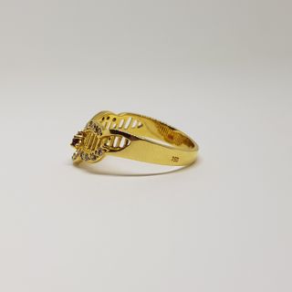 Anillo Oro 18k Rubí y Diamantes 0.26ct total