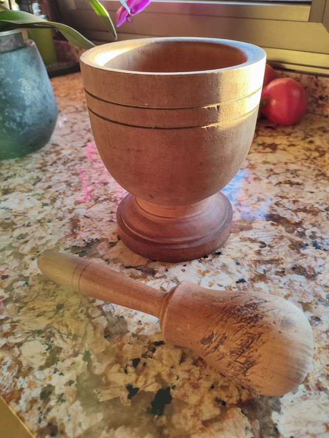 Mortero madera antiguo