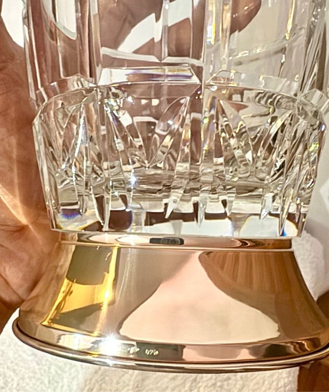 Jarrón de cristal,con base de plata