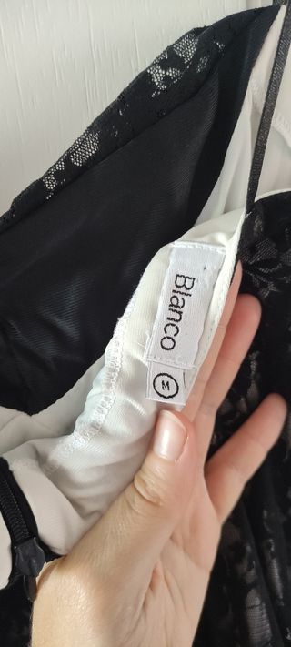 Vestido midi de encaje 
