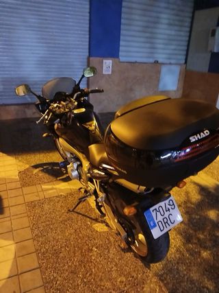Yamaha facer 600cm 98cv motor R6.