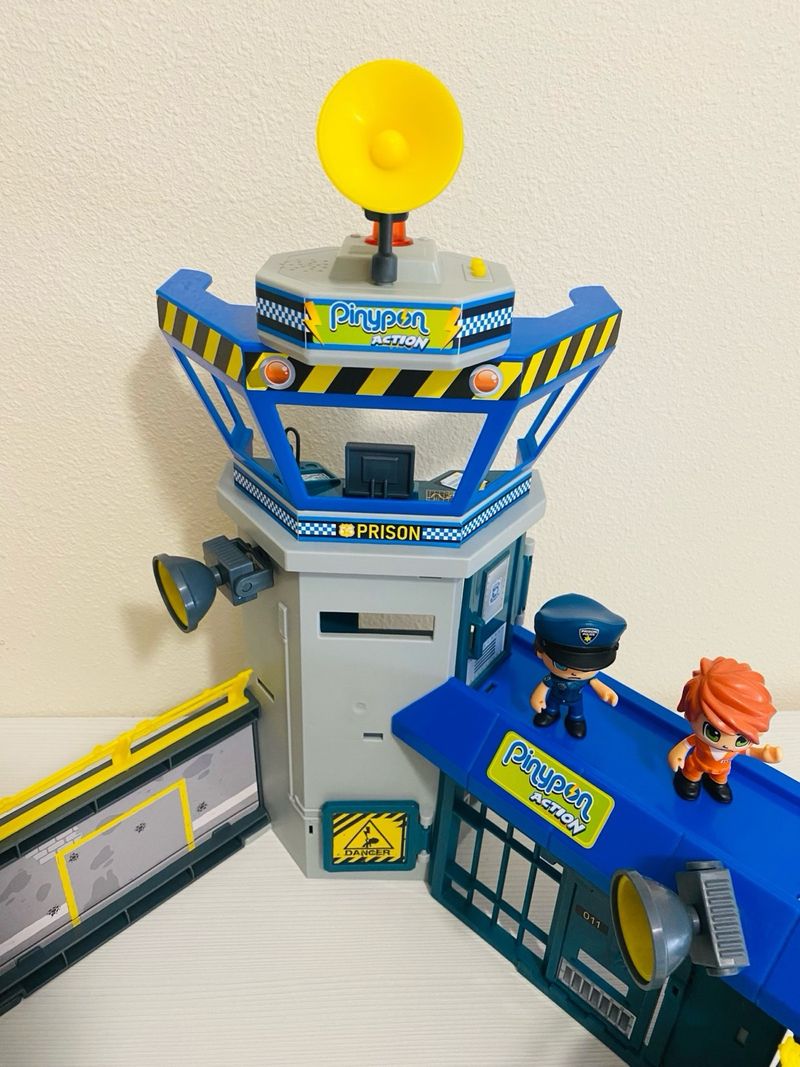 Prisión Pin Y Pon En Accion PinyPon Action: Ladrón A La De Segunda