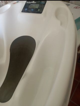 Bañera BEBE PATAS TERMÓMETRO  BÁSCULA