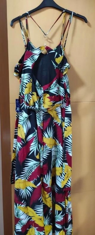 MONO CORTO-VESTIDO LARGO talla L