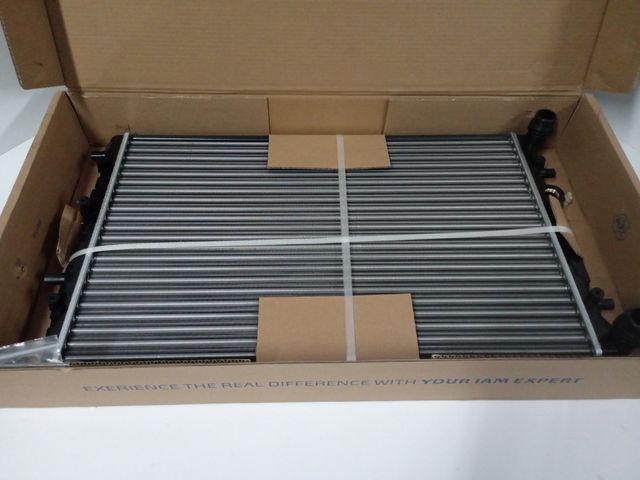 Radiador nissens 652711