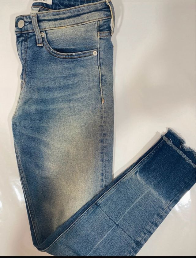 Vaqueros mujer Calvin Klein T 28