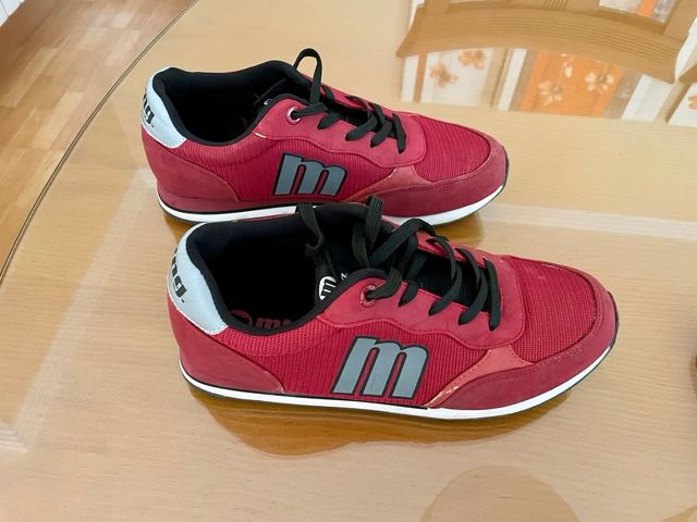 Zapatillas Mustang talla 40