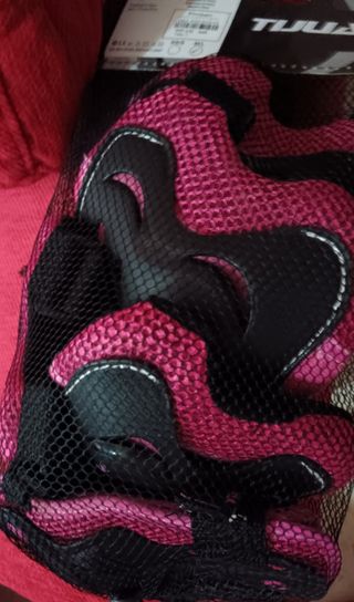 Patines RollerBlade, rodilleras y coderas