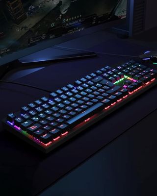 Teclado Mecánico retroiluminado RGB