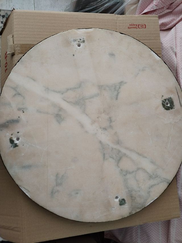 Mesa redonda bronce y marmol