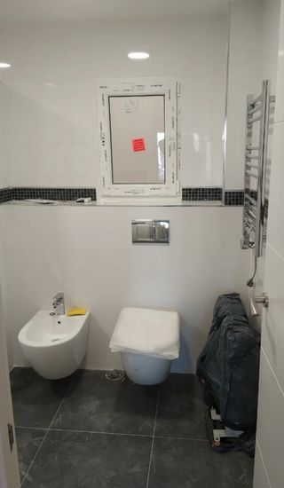 Albañil reformas alicatador solador