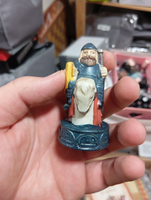 Ajedrez medieval porcelana