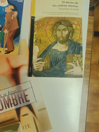 Lote libros Religión y enseres
