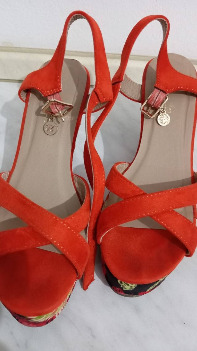 Sandali floreale estivi 🌺